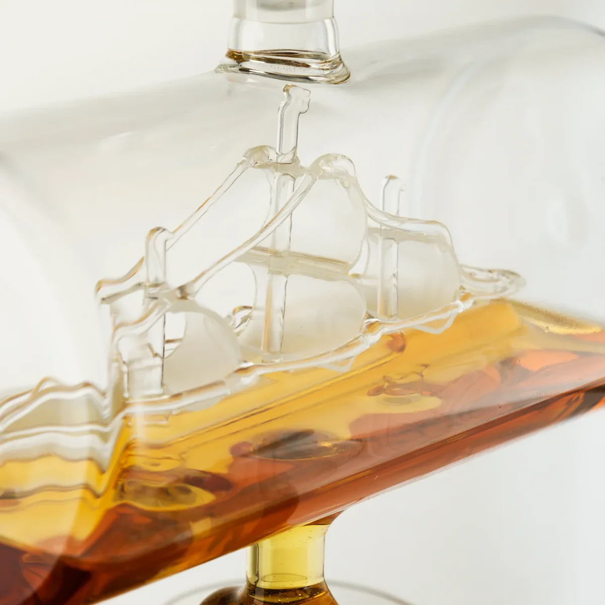 Antique Ship Decanter Set Premium Barware Gift Elegant Drinkware Collection - Image 6